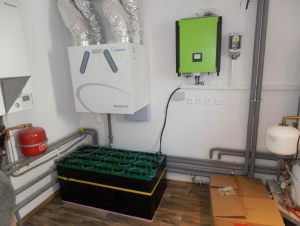 Hybridný menič 5kW zn. Infinisolar